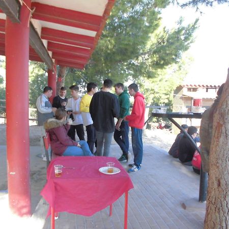 Hostal Restaurante Patio Fuentes de Ebro Exterior foto